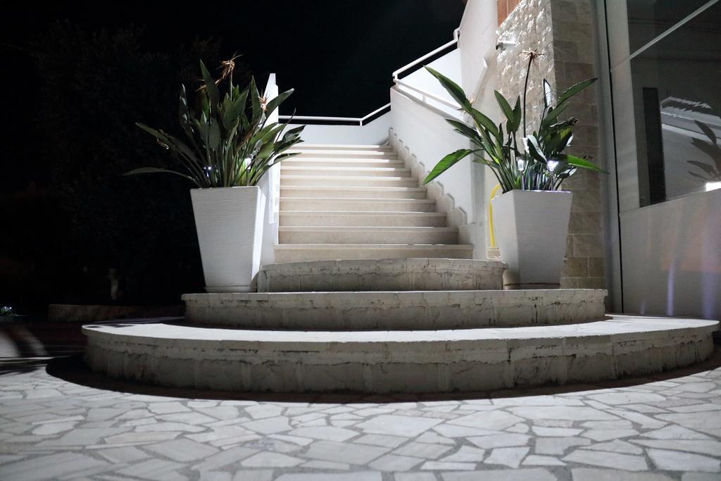 Villa Santo Stefano Monopoli Exterior photo